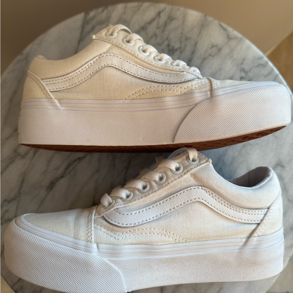 Vans Women’s Old Skool Stackform Size 5 Skate Shoe Marshmallow Cream Off White - Picture 4 of 12